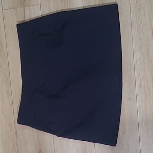 Zac & Rachel Women's New Millennium Pull-on Skort. Sz 12